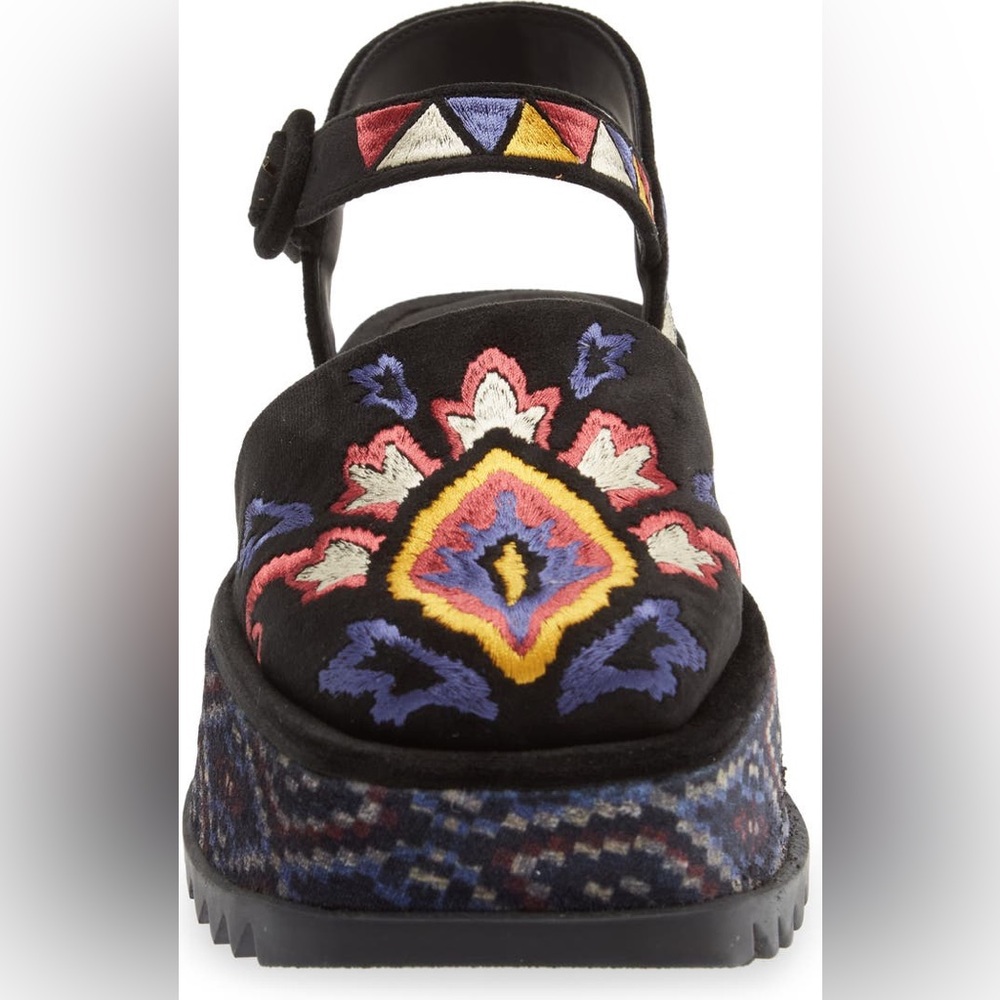 FARM Rio Black Multicolor Embroidered Sandals - Picture 4 of 10